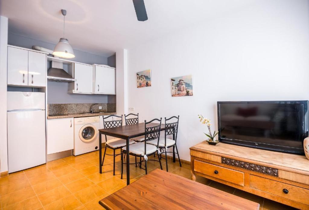 Apartamentos Mirablau Агвадульсе Экстерьер фото